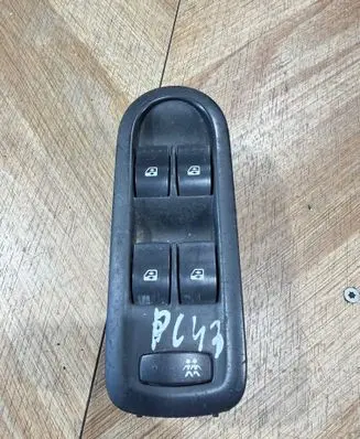 Renault Scenic II - Grand scenic II Electric window control switch 156018070