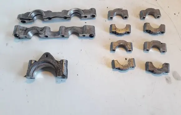 Toyota Avensis T250 Camshaft holder 