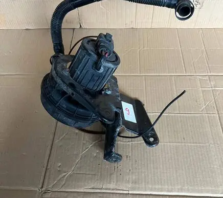 Audi A6 S6 C6 4F Secondary air pump 06A959253B 722703