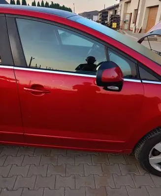 Peugeot 5008 Front door trim (molding) 