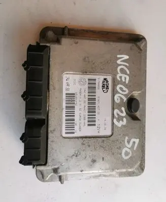 Nissan Cube Z10 Engine control unit/module ECU 51798638--------