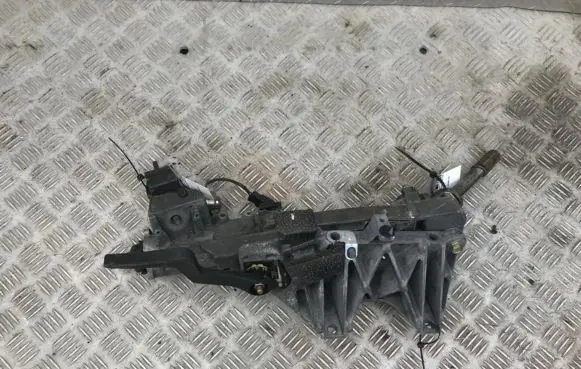 Ford Mondeo MK II Steering wheel axle
