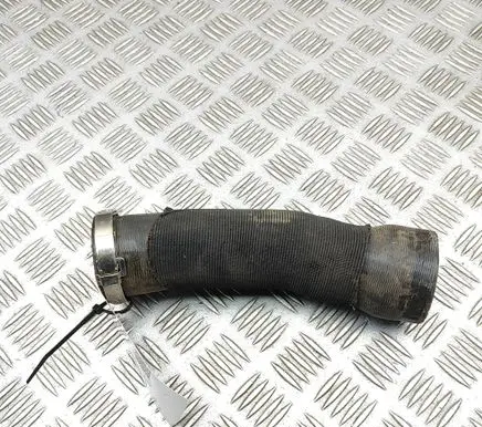 Porsche Cayenne (9Y0 9Y3) Intercooler hose/pipe 4M0145979F