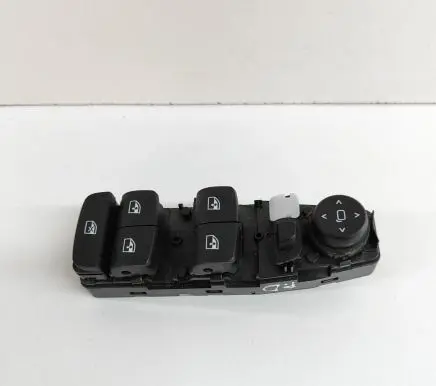BMW 5 G30 G31 Electric window control switch 6832720