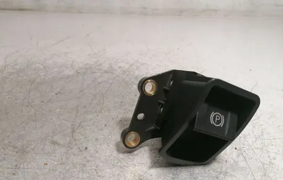 Toyota Avensis T270 Hand parking brake switch 8439005020