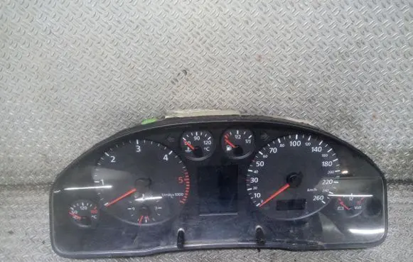 Audi A6 S6 C5 4B Speedometer (instrument cluster) 4B0919880G