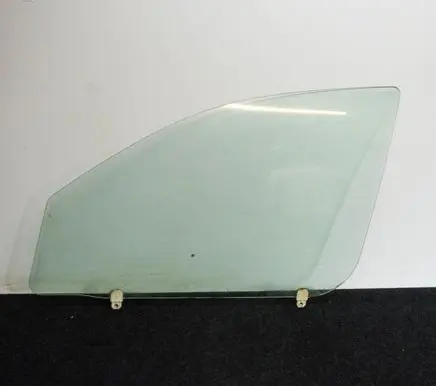 Mitsubishi Outlander Front door window glass four-door