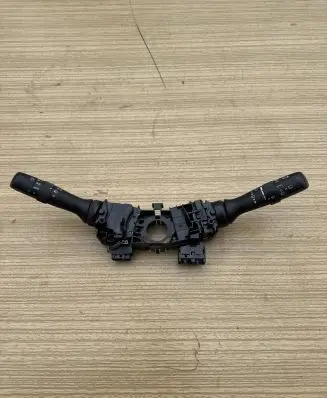 Subaru Outback (BT) Indicator stalk