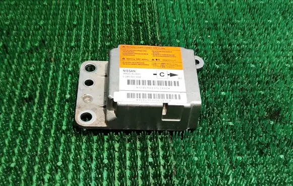 Nissan Almera Tino Airbag control unit/module 0285001639 98820BU900