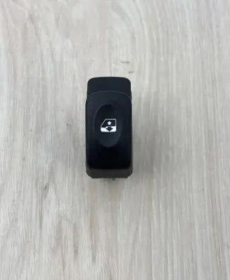 Dacia Duster Electric window control switch 467835
