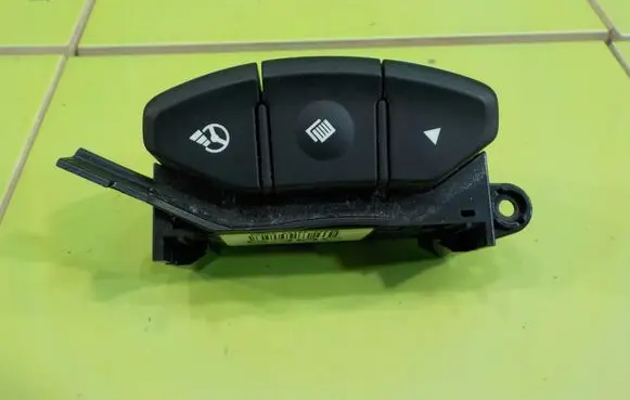 KIA Carens III Other switches/knobs/shifts 56100A4530