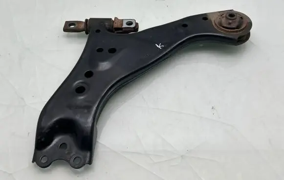 Toyota RAV 4 (XA50) Front lower control arm/wishbone 4806942070