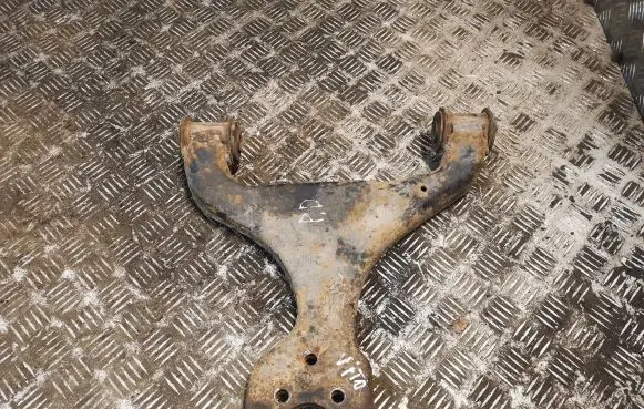 Mercedes-Benz Vito Viano W639 Front lower control arm/wishbone 6393300510