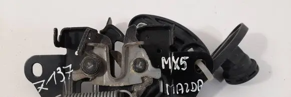 Mazda MX-5 ND Engine bonnet/hood lock/catch 0000066