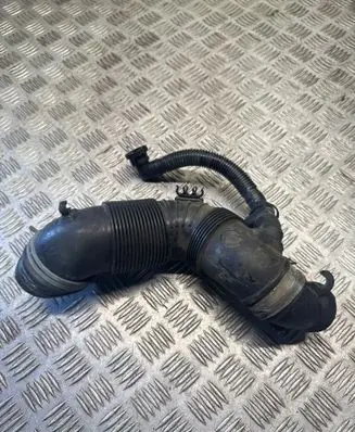 Skoda Superb B6 (3T) Turbo air intake inlet pipe/hose 3C0129654AH