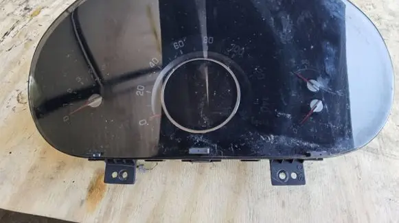 KIA Sportage Speedometer (instrument cluster) 940113U697 12J0415