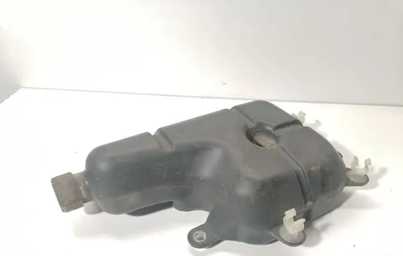 Intake resonator