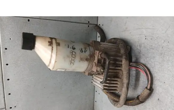 Opel Astra G Power steering pump PL0355377