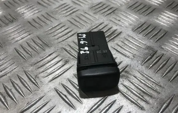 Windscreen/window heater switch