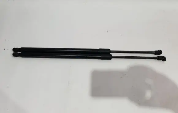 Nissan Qashqai J12 Tailgate strut PU6775
