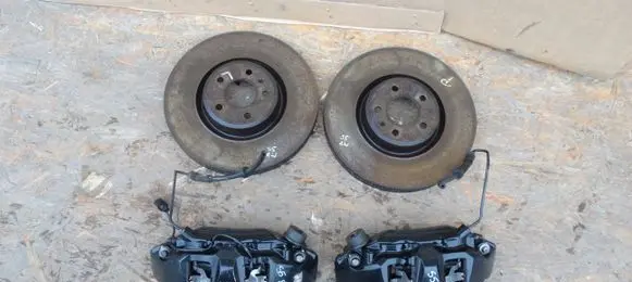 Audi S5 F5 Brake discs and calipers set 8W0615105 8W0615106