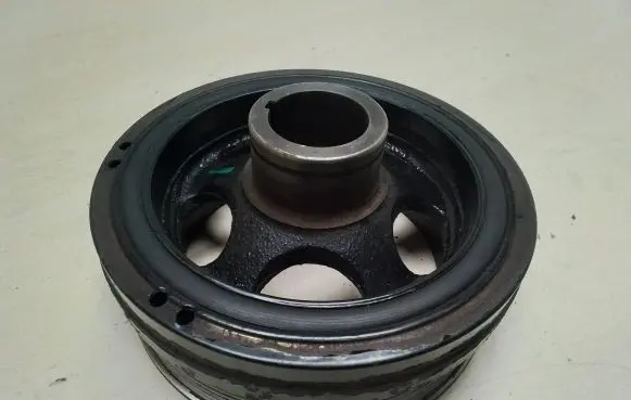 Mercedes-Benz E W211 Crankshaft pulley 2218470