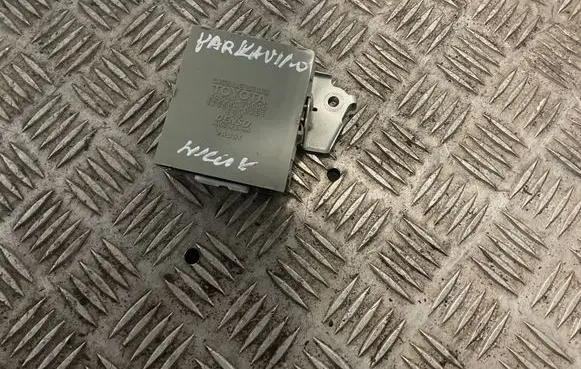 Toyota Hilux (AN10, AN20, AN30) Parking PDC control unit/module