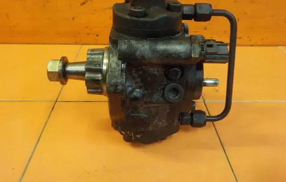 Ford Transit Fuel injection high pressure pump 6C1Q9B395BE