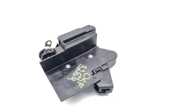 Dacia Sandero Front door lock