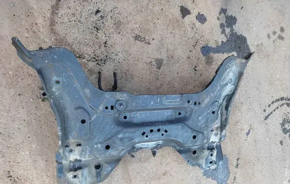 Peugeot Partner Front subframe 741d11715