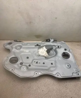 Nissan 370Z Front door window regulator with motor 
