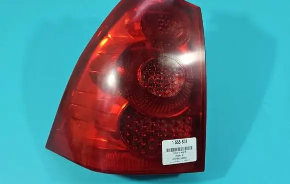 Peugeot 307 Rear/tail lights 557686A IMPRK1555808