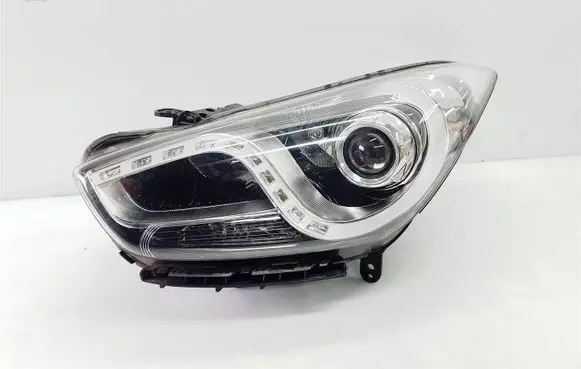Hyundai i40 Headlight/headlamp 921013ZXXX 921013Z090 921013Z095
