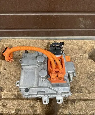 BMW i3 Voltage converter inverter 9845349 61449845349