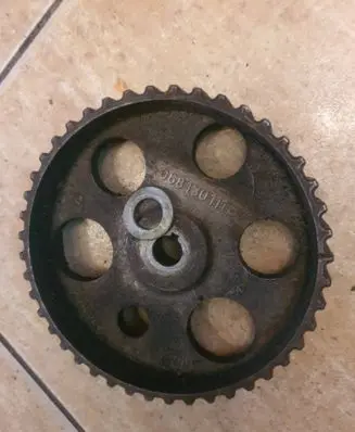Volkswagen Golf I Fuel pump gear (pulley) 068130111B
