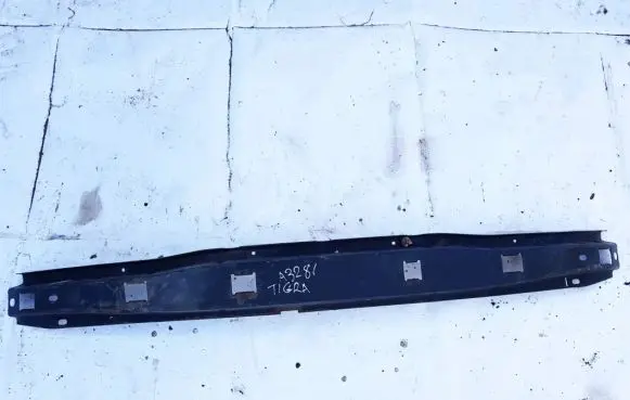 Opel Tigra A Front bumper cross member