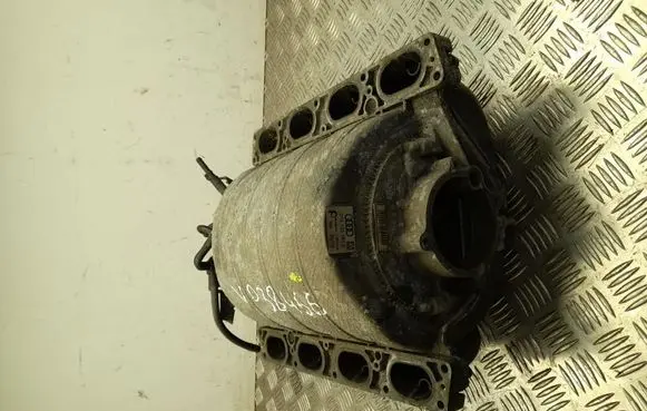 Audi A4 S4 B6 8E 8H Intake manifold 079133185E