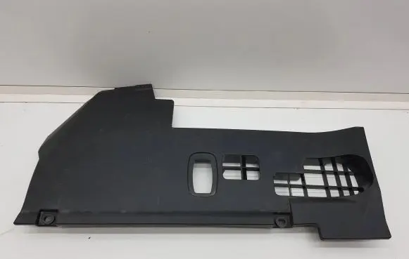 Infiniti Q30 Dashboard lower bottom trim panel 681045DF0A 681RW5DF0A