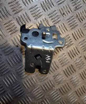 Audi A7 S7 4G Tailgate/trunk/boot lock/catch/latch 8K9827505A