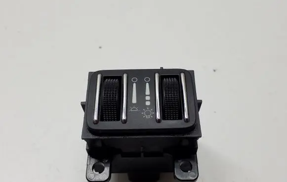 Chrysler Town u0026 Country V Interior lighting switch 68071006AB