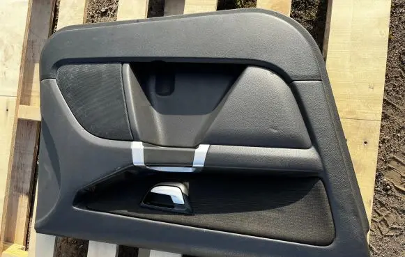Volvo XC90 Front door card panel trim 39896701 1689459 1132644