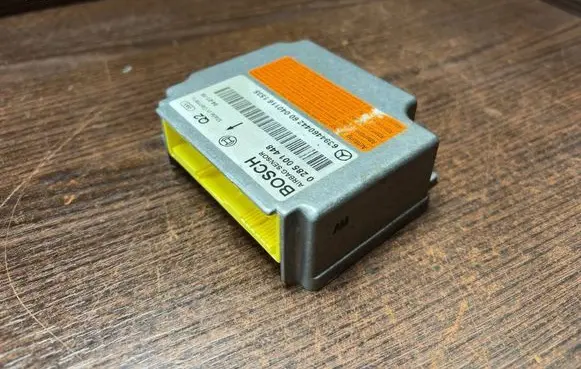 Mercedes-Benz Vito Viano W639 Airbag control unit/module 0285001448 6394460442