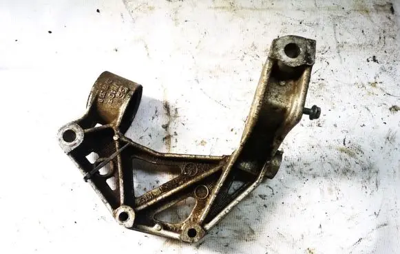 Skoda Roomster (5J) Engine mounting bracket 6q0199293d