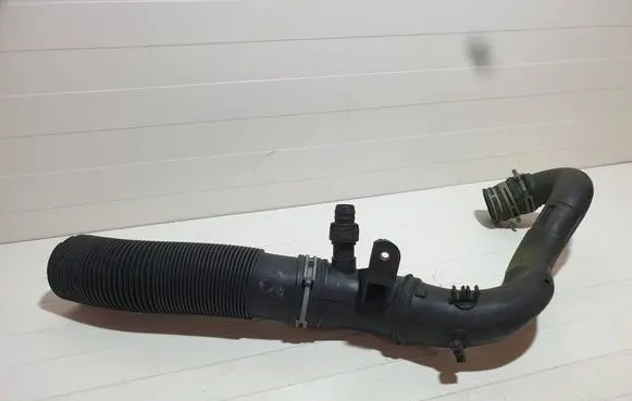 Intercooler hose/pipe
