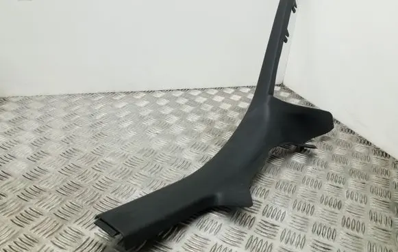 Skoda Octavia Mk2 (1Z) Rear seat side bottom trim 1Z9867768