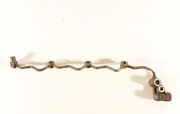 Fuel injector supply line/pipe
