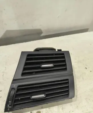 BMW X5 E70 Dashboard side air vent grill/cover trim 7161804 773201 011780002