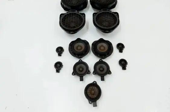 Audi A3 S3 8V Front door speaker 8V0035415B