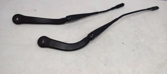 BMW 3 E90 E91 Front wiper blade arm 179728
