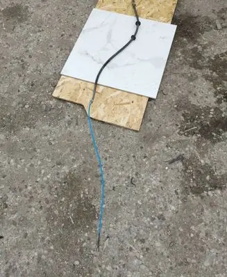 Handbrake/parking brake wiring cable